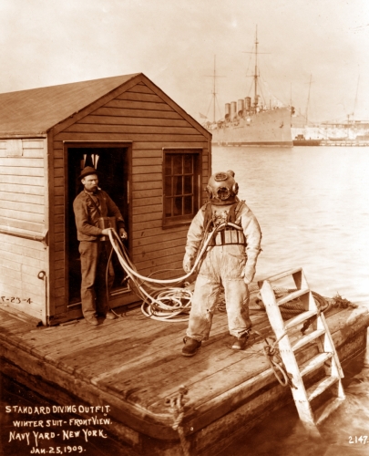 navy-diver-1909-brown